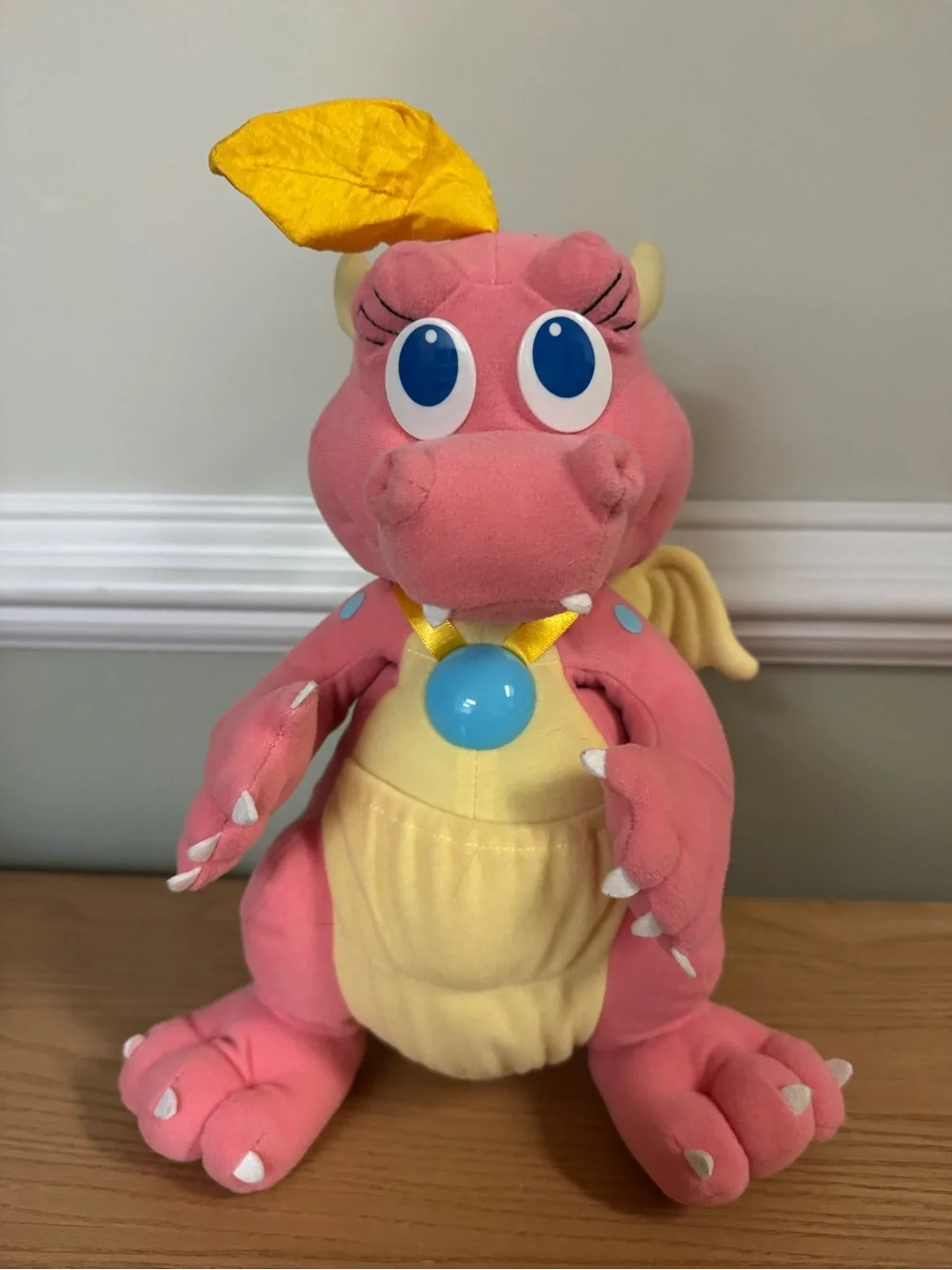 Vintage 1999 Dragon Tales Cassie Talking Light Up Plush Playskool Hasbro 14